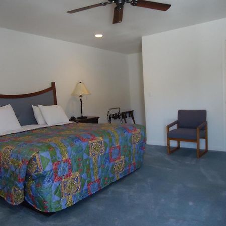 River Valley Inn Needles Room photo