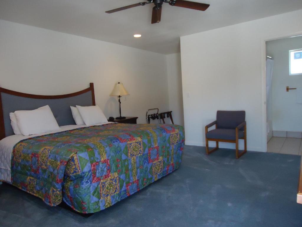 River Valley Inn Needles Room photo